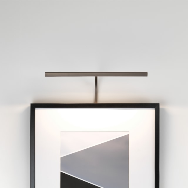 ASTRO LIGHTING - Picture Light Mondrian 400 Frame Mounted LED Bronze - 1374032 ASTRO LIGHTING - Picture Light Mondrian 400 Frame Mounted LED Bronze - 1374032