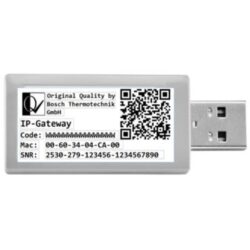 Boîtier USB IP Gateway Bosch Thermotechnik avec étiquette et QR code