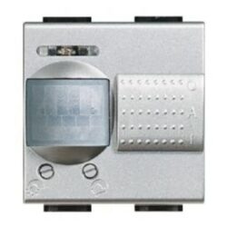 BTICINO - Interrupteur IR passif Light Tech - 230V - relais 6A + détecteur de mouvement - NT4432