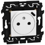 BTICINO - LightN prise 2P+T+USB-C intég. 2 mod - blanc - YW4142USB