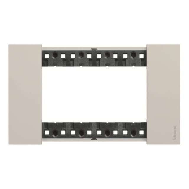 BTICINO Living Now Plaque 4 modules sable Plaque de finition sable 4 modules pour support KA4804KM avec ouverture centrale rectangulaire