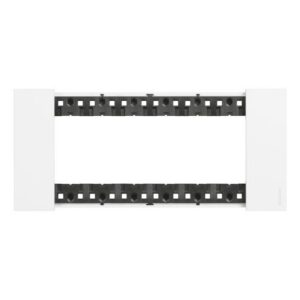 Plaque blanche 6 modules avec support noir pour appareillage encastré