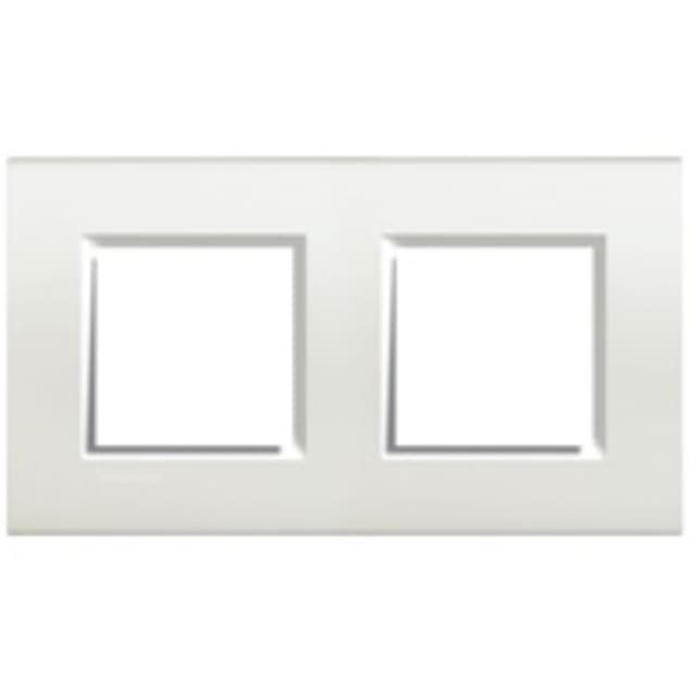 BTICINO - LivingLight - Plaque rectangulaire 2x2 modules 71mm blanc - LNA4802M2BI BTICINO - LivingLight - Plaque rectangulaire 2x2 modules 71mm blanc - LNA4802M2BI