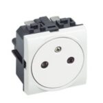 BTICINO - LivingLight - Prise affleurant 2P+T 16A 250V 2 modules bornes auto blanc - N4142AF