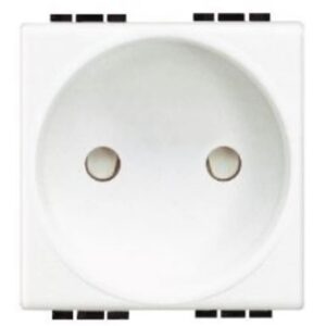 BTICINO - Prise Light - 2P - 10/16A - 250V - contacts protégés - 2 modules - CEBEC - N4143