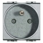 BTICINO - Prise Light Tech - 2P+T - 10/16 A - 250 V - contacts protégés - 2 modules - CEBE - NT4142