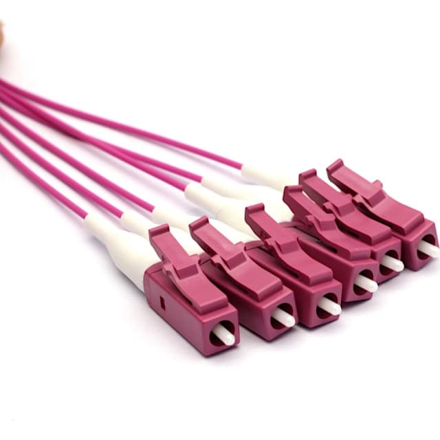 Excel Networking Solutions - Pigtail fibre OM4 50/125 LC/UPC violet paquet de 12 - 1 m - 200-647 Excel Networking Solutions - Pigtail fibre OM4 50/125 LC/UPC violet paquet de 12 - 1 m - 200-647