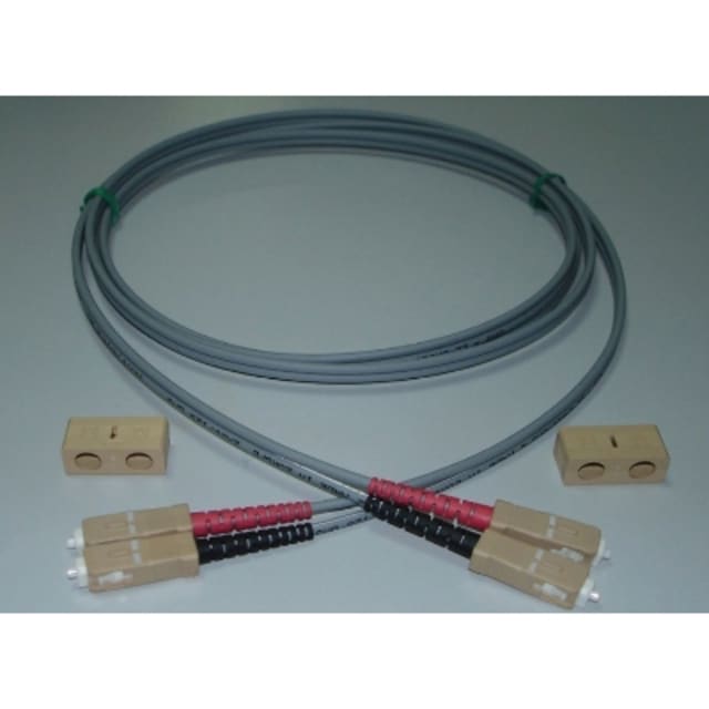 FUMO COMMUNICATIONS - SC duplex SC duplex fiber patchcord multimode 50/125 OM3 longueur 3m gris - 691-22E22-3 FUMO COMMUNICATIONS - SC duplex SC duplex fiber patchcord multimode 50/125 OM3 longueur 3m gris - 691-22E22-3