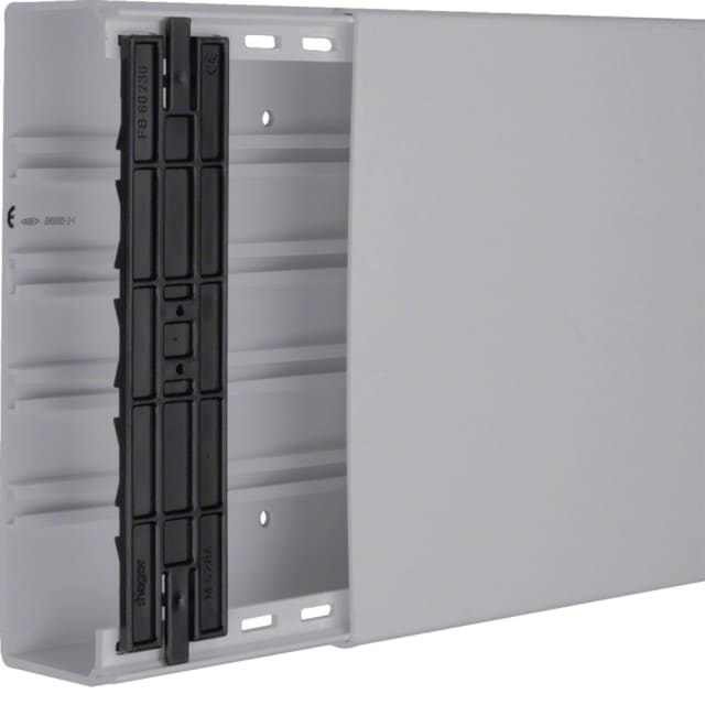 HAGER - Goulotte de distribution complète 60*230mm - FB6023007030 HAGER - Goulotte de distribution complète 60*230mm - FB6023007030