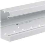 HAGER - Socle pour goulotte d'inst. en PC/ABS 65x130 mm