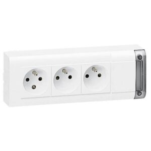 LEGRAND - Bloc multiprises stan 3x(2P+T) 10/16A 250V blanc sans cordon - 050609
