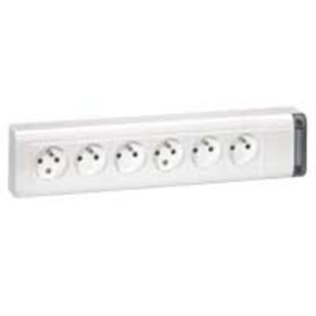LEGRAND - Bloc multiprises stan 6x(2P+T) 10/16A 250V blanc sans cordon - 050611 LEGRAND - Bloc multiprises stan 6x(2P+T) 10/16A 250V blanc sans cordon - 050611