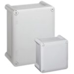 LEGRAND - Boîtier ind.plast. 130x130x74 couvercle opaque - IP66 - IK08 - 035013