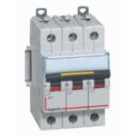 LEGRAND - Disjoncteur DX³ 10000A/16kA 3P C32 400V - 3 modules - 409257