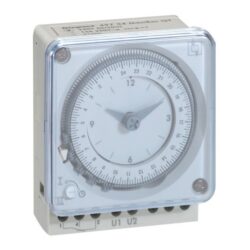 LEGRAND - Inter horaire - 24h. 1 sortie Analogique 230 V - en saillie - 049754