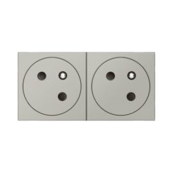 Détails visibles de Prise double 2P+T affleurante 45° aluminium pour Prises avec terre
