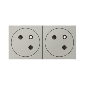 Prise double 2P+T affleurante 45° aluminium avec deux socles encastrés