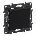 LEGRAND - Niloé inter deux dir. 10AX - 250V à griffes - noir - NNP2210BL