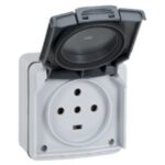 LEGRAND - PLEXO PRISE 3P+N+T - 20A COMPLET - 091657