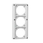 LEGRAND - Plastron 125x280 3 socles 3 x 16 A - 057714