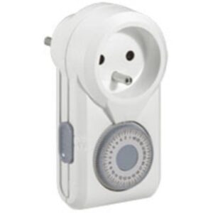 LEGRAND - Programmateur journalier 2P+T 16A - 3680W - 230V - 095860