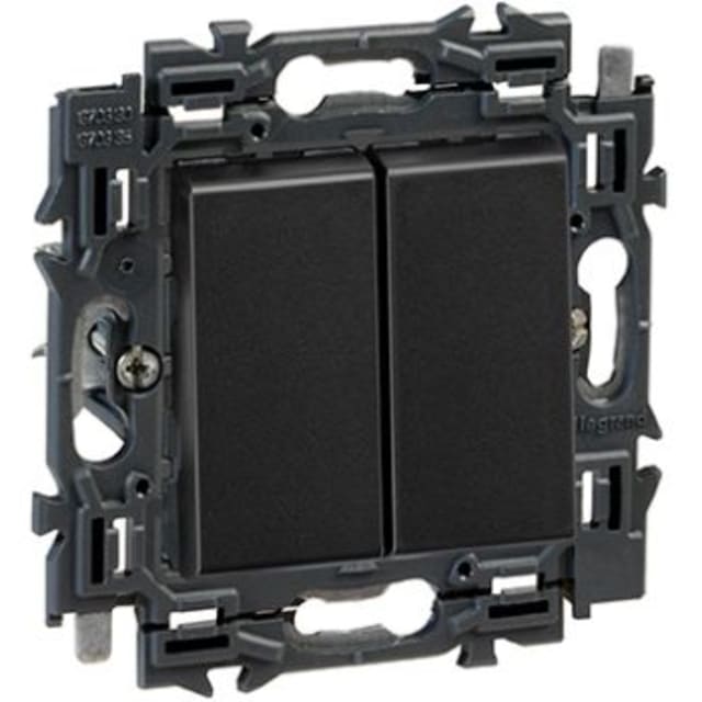 LEGRAND - Valena Next double poussoir 6A appareil complet noir à griffes - 741749 LEGRAND - Valena Next double poussoir 6A appareil complet noir à griffes - 741749