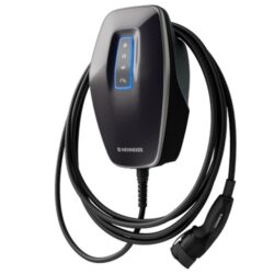 Borne de recharge murale 22 kW avec câble Type 2 intégré et connecteur enroulé