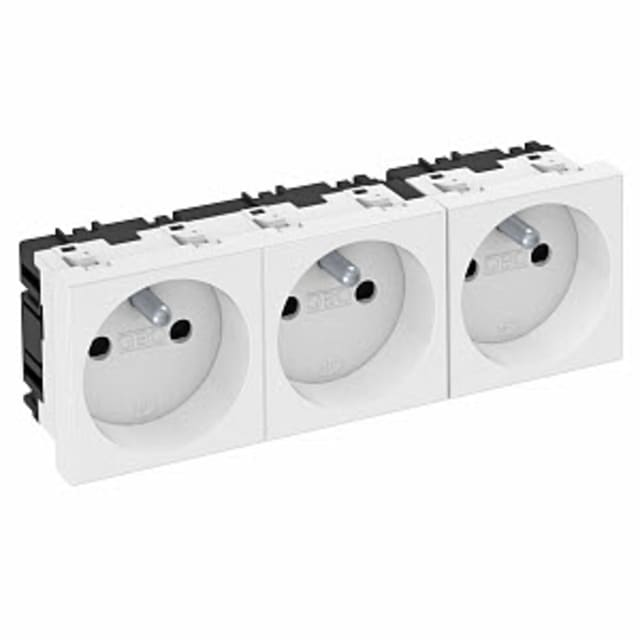 OBO BETTERMANN - PRISE 45MM 3x 90° BLANC - 6120192 OBO BETTERMANN - PRISE 45MM 3x 90° BLANC - 6120192