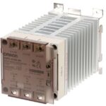 OMRON - Solid state relay 12-24VDC - G3PE2045E