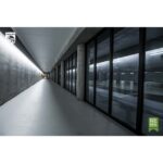 Couloir éclairé par tube LED T8 1500 mm 20W 6500K 2200 lm