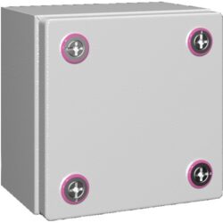 Boîtier de jonction acier 150x150x120 mm, configuration visible