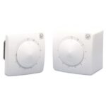 SOLER EN PALAU - Régulateur électronique de tension encastré/apparent - 220VA - 1A - 220-240V - 5401270300