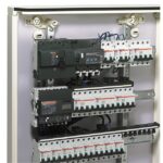 Schneider Distribution - disjoncteur modulaire Multi 9 - NG125N - 4 pôles - 125 A - courbe C - 18662 – Image 9