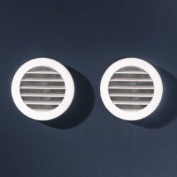 Deux grilles plastiques rondes blanches avec lamelles horizontales pour climatiseur fixe