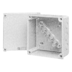 Boîte de dérivation plastique couvercle amovible bornes métriques pour conducteurs jusqu'à 16 mm² plaque intérieure inclinée