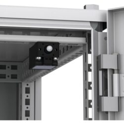 Détails visibles de Interrupteur de porte pour armoire électrique DSW01 pour équipement technique