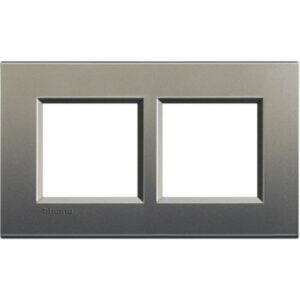 BTICINO - LivingLight - Plaque rectangulaire 2x2 modules 57mm avenue - LNA4832M2AE