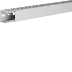 Détails visibles de Goulotte de câblage sans halogène 40x40 mm 40040 pour Goulottes de câblage