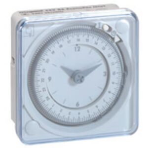 LEGRAND - Inter horaire - 24h. 1 sortie Analogique 230 V - en saillie - 049983