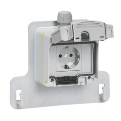 LEGRAND - Prise en saillie VE 3.2 kVA mode 2 - IP66 - IK08 - Shuko - 090472