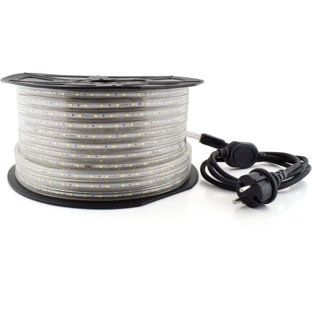 LumX - Bande LED 45m avec prise / 60 LED par mètre / IP65 - LM 23046 LumX - Bande LED 45m avec prise / 60 LED par mètre / IP65 - LM 23046