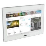 Écran tactile domotique SmartTouch 10 blanc inox, montage encastré, vue complémentaire 2