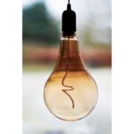 Ampoule LED filament spirale XL E27 dorée dimmable, configuration visible, vue complémentaire 2