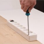 Multiprise 6 prises avec interrupteur 3 m blanc, surface mat, vue complémentaire 3