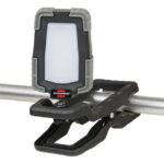 Projecteur LED sur batterie avec clip IP65 950 lm, configuration visible, vue complémentaire 6
