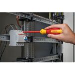 Coffret outils électricien VDE avec mallette, configuration visible, vue complémentaire 6