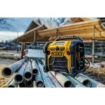 Radio de chantier FM DAB+ 12V 18V XR avec chargeur, configuration visible, vue complémentaire 3