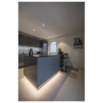 Plafonnier LED orientable blanc mat 3000K, configuration visible, vue complémentaire 1