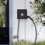 Borne de recharge murale 22 kW câble type 2 8 m noir, dimensions 300 x 300 x 110 mm, vue