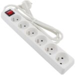 Multiprise 6 prises avec interrupteur 1,5 m, finition blanc, vue complémentaire 2